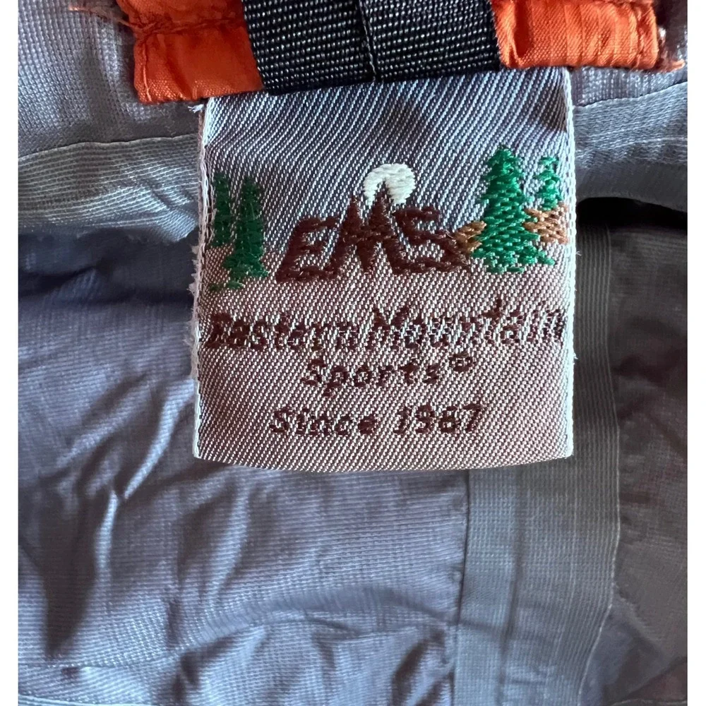 Vintage EMS Eastern Mountain Sports Orange Rain Coat Women's L Hooded‎